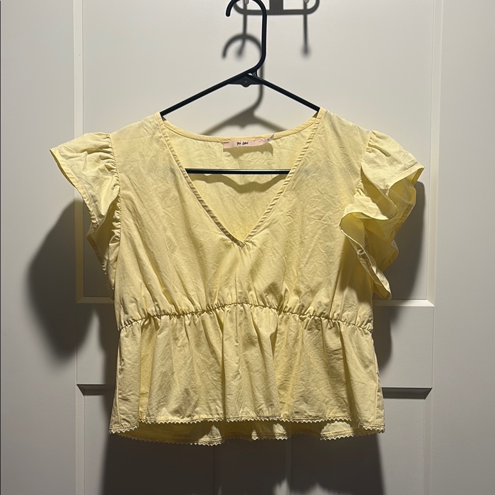 Yellow V-Neck Ruffle Sleeve Peplum Crop Top